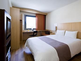 Ibis Avallon 3* Magny (Yonne)